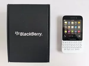 A++ BlackBerry Q5 Factory Unlocked 4G/LTE 8GB 5MP Keyboard Smartphone SQR100-1 - Picture 1 of 13