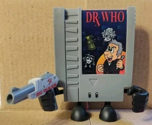 Also Analog 10-DOH! Doctor Who DRX Who Lootcrate NES Cartidge Figur - Bild 1 von 2
