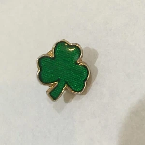 Irish Shamrock Green Clover Pin Metal St. Patrick's Day Pin - Picture 1 of 2
