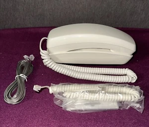 RadioShack Backlit Keypad Trim Phone 43-874 White - Picture 1 of 4