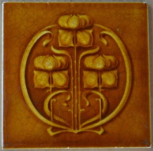 ANTIQUE BOOTE - ART NOUVEAU MAJOLICA TILE C1900 - Picture 1 of 3