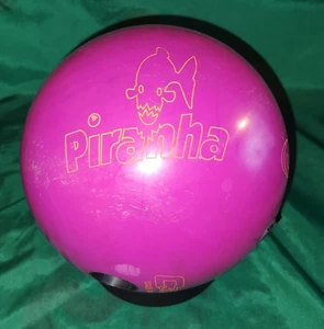 Columbia 300 Piranha Magenta Übersee Bowlingkugel 15 Pfund gebraucht Spannweite 3 7/8" - Bild 1 von 12