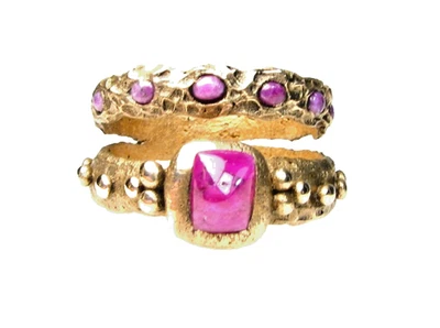 Anel de bronze dourado estilo antigo - Pedra rubi - Tamanho 12 - Imagem 1 de 3