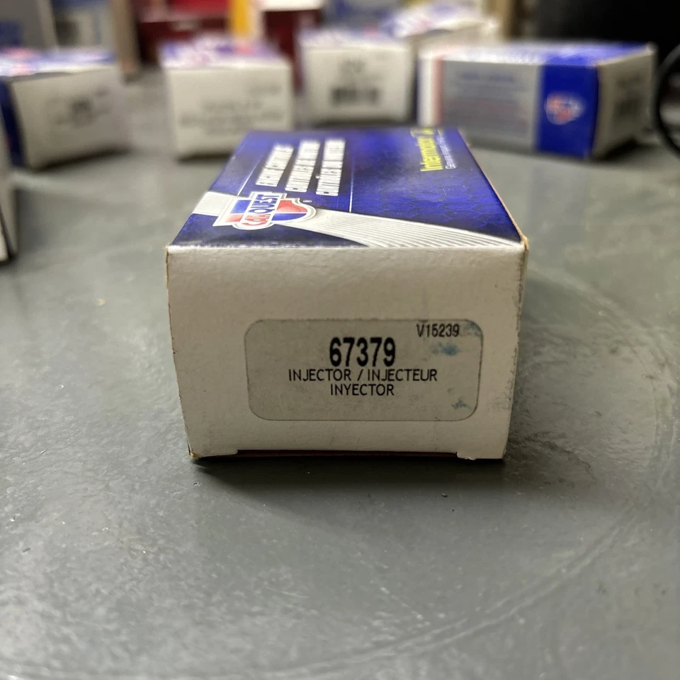 Inyector de combustible BWD 67379, 07-13 Mazda 3 / 6 / CX-7 Foto 1 de 3