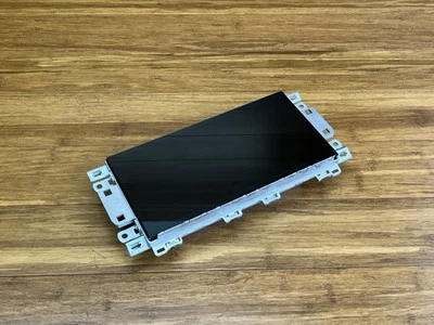 Audi S3 8Y 2022-2024 montado en tablero central pantalla táctil de 10,1" OEM Foto 1 de 4