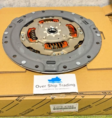 Lexus Genuine CT200h Toyota Prius Transmission Input Damper Assy 31270-47060 OEM - Image 1 of 4