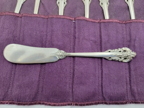 Wallace Grande Baroque Sterling Silver Butter Knife  6"  33g Cover