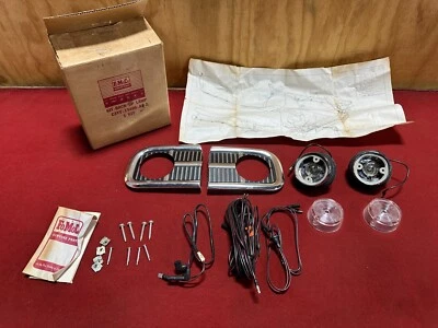 NOS 1963 MERCURY METEOR STATION WAGON BACKUP LIGHT KIT C3YY-15499-A2 FoMoCo - Image 1 of 4