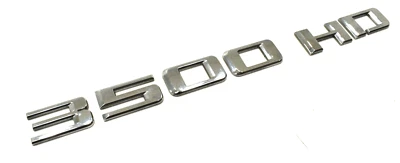 Chevrolet Silverado 3500HD 2020-2024 OEM puerta delantera izquierda o derecha puerta letra calcomanía Foto 1 de 4
