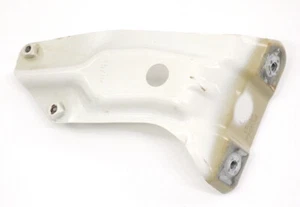 RH Fender Mount Metal Bracket 06-09 VW Rabbit GTI MK5 - Genuine - 1K6 821 136 - Picture 1 of 3