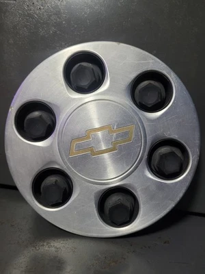 Chevrolet Silverado Tahoe Avalanche 1999-2007 tapa central de rueda 6 tacos 9595263 Foto 1 de 2