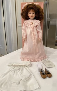 Robert Tonner 14 Zoll Porzellan Wendy Puppe signiert Echtheitszertifikat LE 20/100 + Boneka elegante Schuhe - Bild 1 von 16