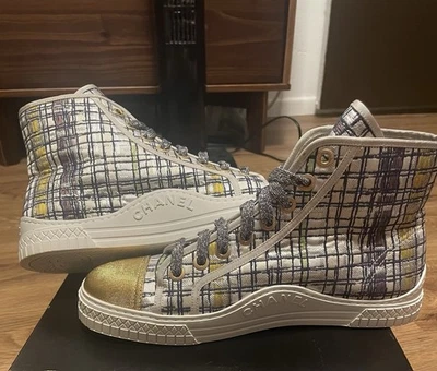 Zapatillas altas Chanel de tweed y tela talla 39 1/2 Foto 1 de 4