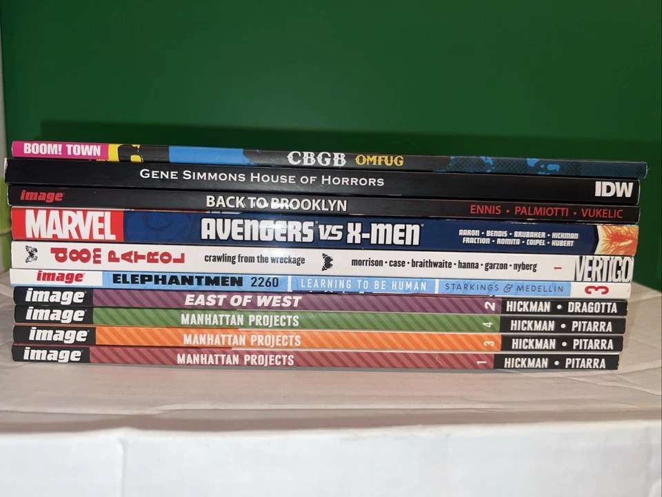 Cómic Tpb Lote 10 Libros Marvel, Imagen, DC, IDW y Más!!!! Gran lote!!!! Foto 1 de 2