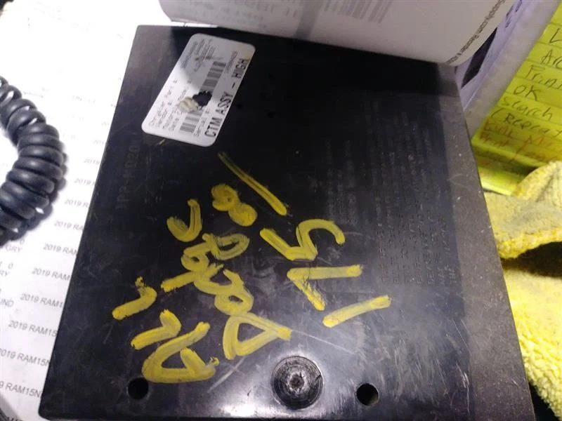 Dodge Ram2500 2000 sincronización y control BCM. NÚMERO DE PIEZA 56045448AB Foto 1 de 1