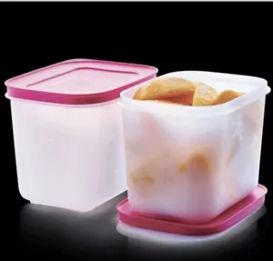 Tupperware Freezer Keepers 2 x 1.1L Freezer Mate Snowflake Pink Punch Lid New - Picture 1 of 5