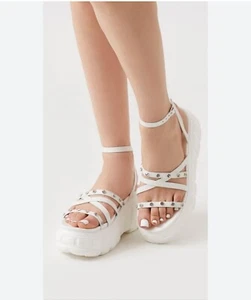 So Me Sandals Womens 7 White Platform Chunky Lug Strappy Flip Flop Bling Studded - Picture 1 of 12