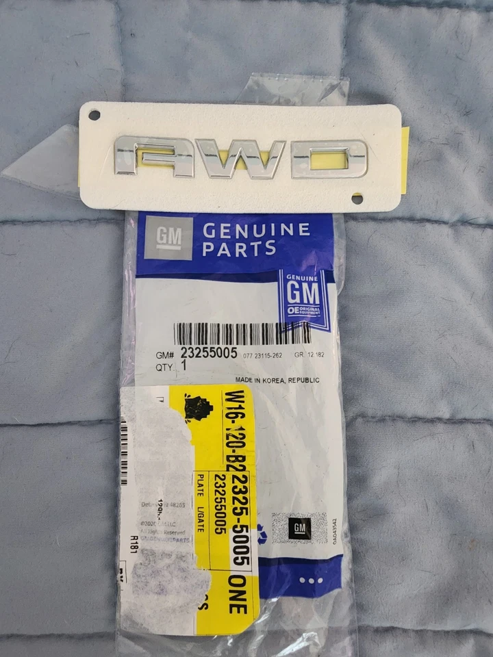 Original GMC Terrain 10-18 Trasero AWD Emblema Cromo 23255005 Nuevo OEM Foto 1 de 1