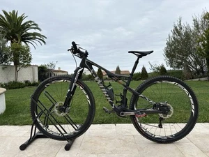 Specialized Epic - Picture 1 of 12
