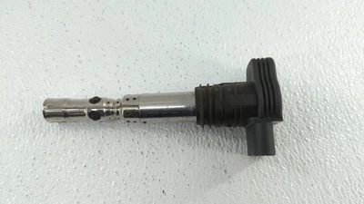 2001-2005 Audi A4 Quattro Ignition Coil Igniter Pack VFUYA - Image 1 of 4