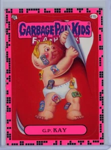 Topps Garbage Pail Kids Flashback 2 G.P. 2011 Adesivo parallelo rosa KAY 41B - Foto 1 di 1