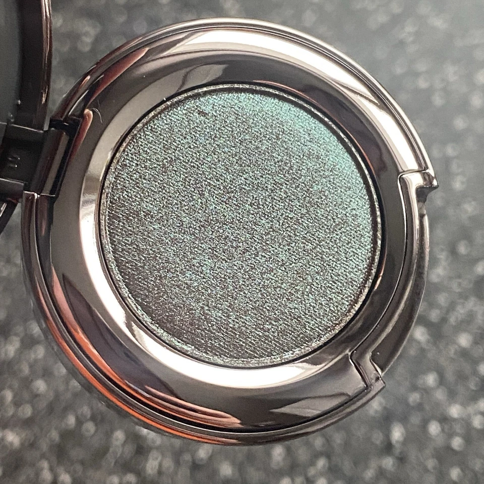 Urban Decay Lounge Single Eyeshadow Full Size Green Brown .05 oz Rare - Image 1 of 4