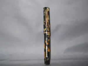 Sheaffer Vintage Flat Top Junior Black and Pearl Fountain Pen--fine-works - Picture 1 of 6