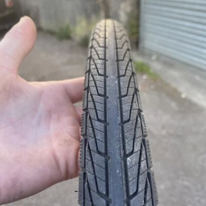 Single 700 x 40c Goodyear Transit Tour RK Secure E25 Hybrid Trekking Tyre - Picture 1 of 5