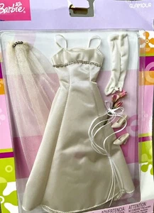2003 BARBIE FASHION GLAMOUR WEDDING GOWN #B8188 NEW RARE - Picture 1 of 1