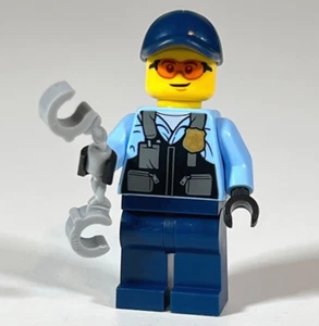 LEGO Police Officer Minifigure from Emergency Vehicles HQ cty1565 60371 p7 - Picture 1 of 5