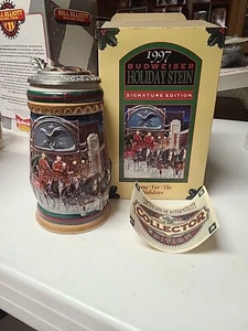 Budweiser Holiday Stein 1997 "Home For The Holidays" Stein signiert & nummeriert - Bild 1 von 10