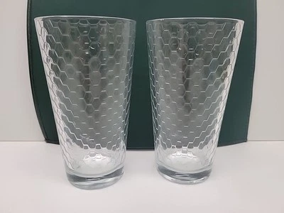 2 Vintage Circleware Honeycomb/Chicken Wire Clear Glass Tumblers - Image 1 of 4