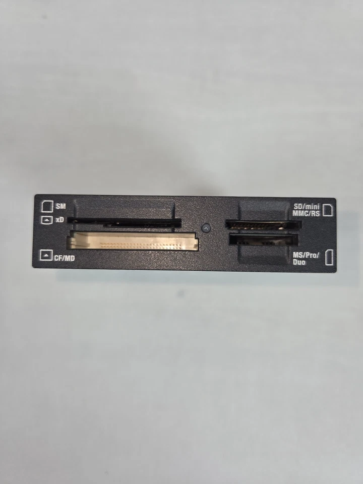 TEAC CA-200 Multi Card Reader USB 3.5" Internal SD CF MS xD Dell 0TH661 19-in-1 - Image 1 of 4