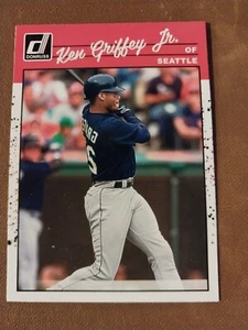 2023 Ken Griffey JR DONRUSS RÜCKWÄRTSBILD BASEBALLKARTE #260 MARINERS ROT KIND - Bild 1 von 2