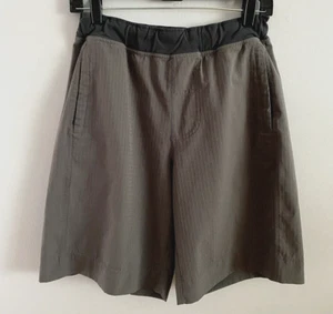 Lululemon Athletic Shorts Linerless Stretchy 9.5" Inseam Men's Size S - Picture 1 of 3