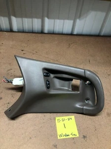 1998 Ford Escort Right Interior Door Pull Handle Panel Trim Window Switch - Picture 1 of 8
