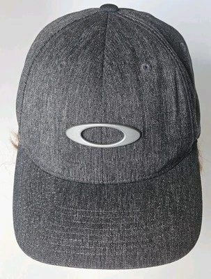 Boné/chapéu de beisebol Oakley S/P FLEXFIT S-M cinza ajustado Yupoong - Imagem 1 de 4
