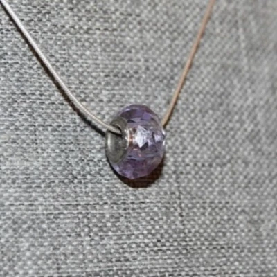 Pandora púrpura y plata encanto en un collar de plata esterlina vintage Foto 1 de 4