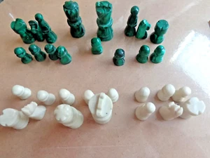 Chess pieces malachite and white stone, missing white bishop hand made no board - Picture 1 of 9