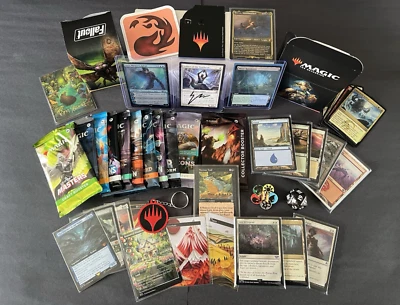 Magic the Gathering Gift Box, Magic Mystery Gift Box, Gift for Magic Lovers, MTG - Image 1 of 4