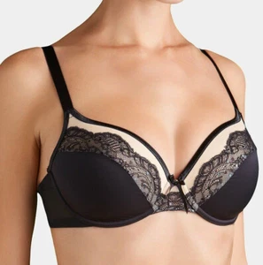 Sujetador Triumph Beauty Full Charm WPM negro y nude con aros ligeramente acolchado - Imagen 1 de 3