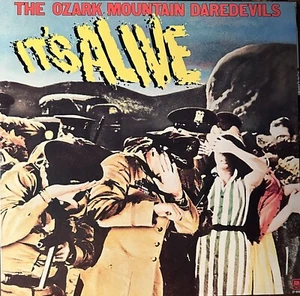 THE OZARK MOUNTAIN DAREDEVILS-Pre-Owned 2 LP's.. IT's ALIVE..GATEFOLD.. VG+/VG+ - Picture 1 of 7