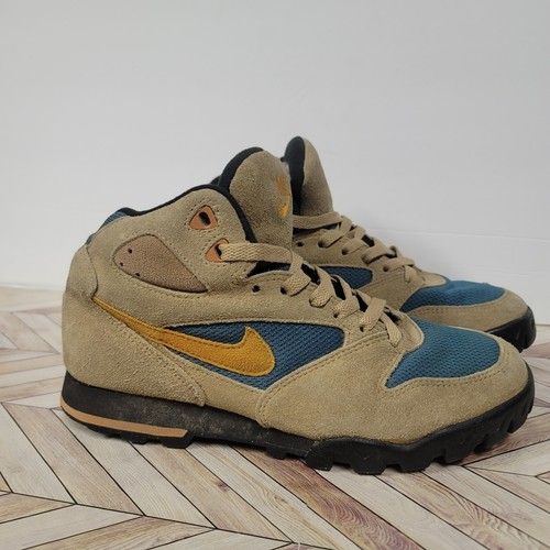 Scarpe da trekking Nike Vintage Caldera donna taglia US 8 marrone UK 5 5 euro 39