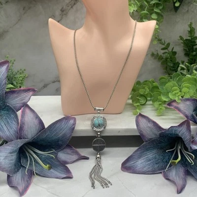 Collar Largo Cadena Tono Plata Colgante Borla Turquesa LUCKY BRAND Foto 1 de 4