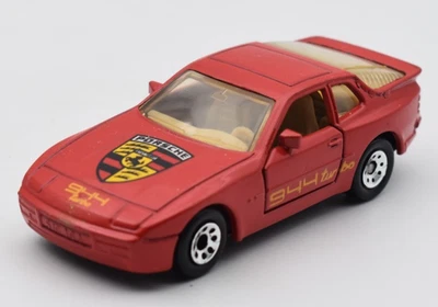 Matchbox Superfast Porsche 944 Turbo rosso Macao Diecast modellino auto vintage - Immagine 1 di 4