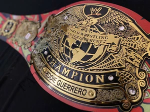 "Signature Series" Eddie Guerrero Wrestling Championship Belt Replica - Picture 1 of 8