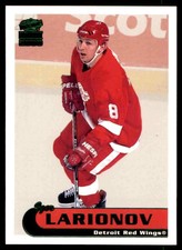 1999-00 Pacific Paramount Emerald Igor Larionov #82