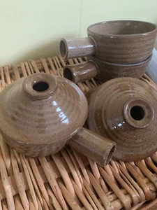 Juego de 3 cuencos de sopa de cebolla francesa vintage moteados hechos a mano con asas y tapas - Imagen 1 de 11