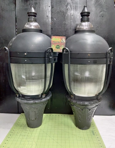 Vintage Luminaire Street Light Pole Lamp, Plymouth MI Municipal Street Lights Cover