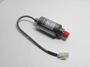 Barksdale Pressure Transducer 426T3-05-Q10 0-150 PSIG - Picture 1 of 3
